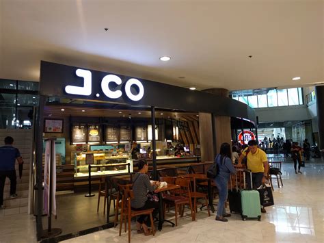 J.CO DONUTS & COFFEE, Quezon City .
